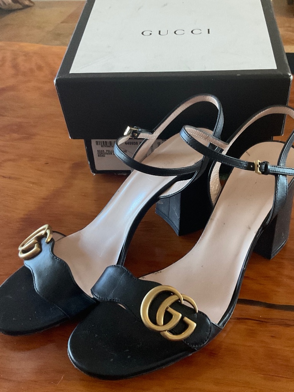 Gucci Black Heel Sandals authentic GG